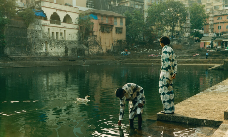 LOCATION & LOGISTICS